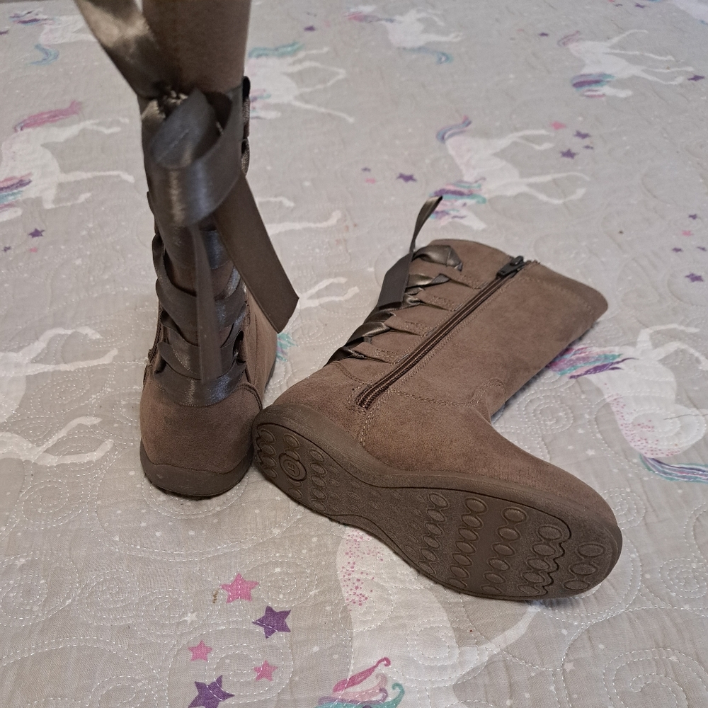 Stride Rite boots - Picture 3 of 3